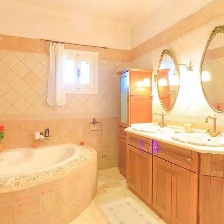 Eftihia Vilă Nymfai