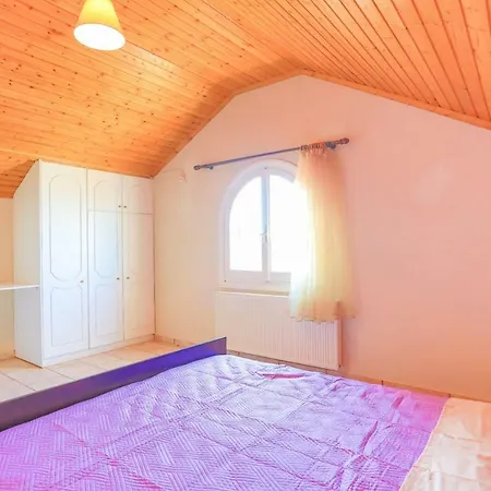 Villa Eftihia *